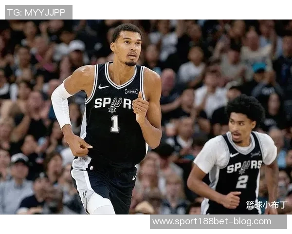 马刺主场对决勇士迪伦哈珀缺阵其他球员全力出战